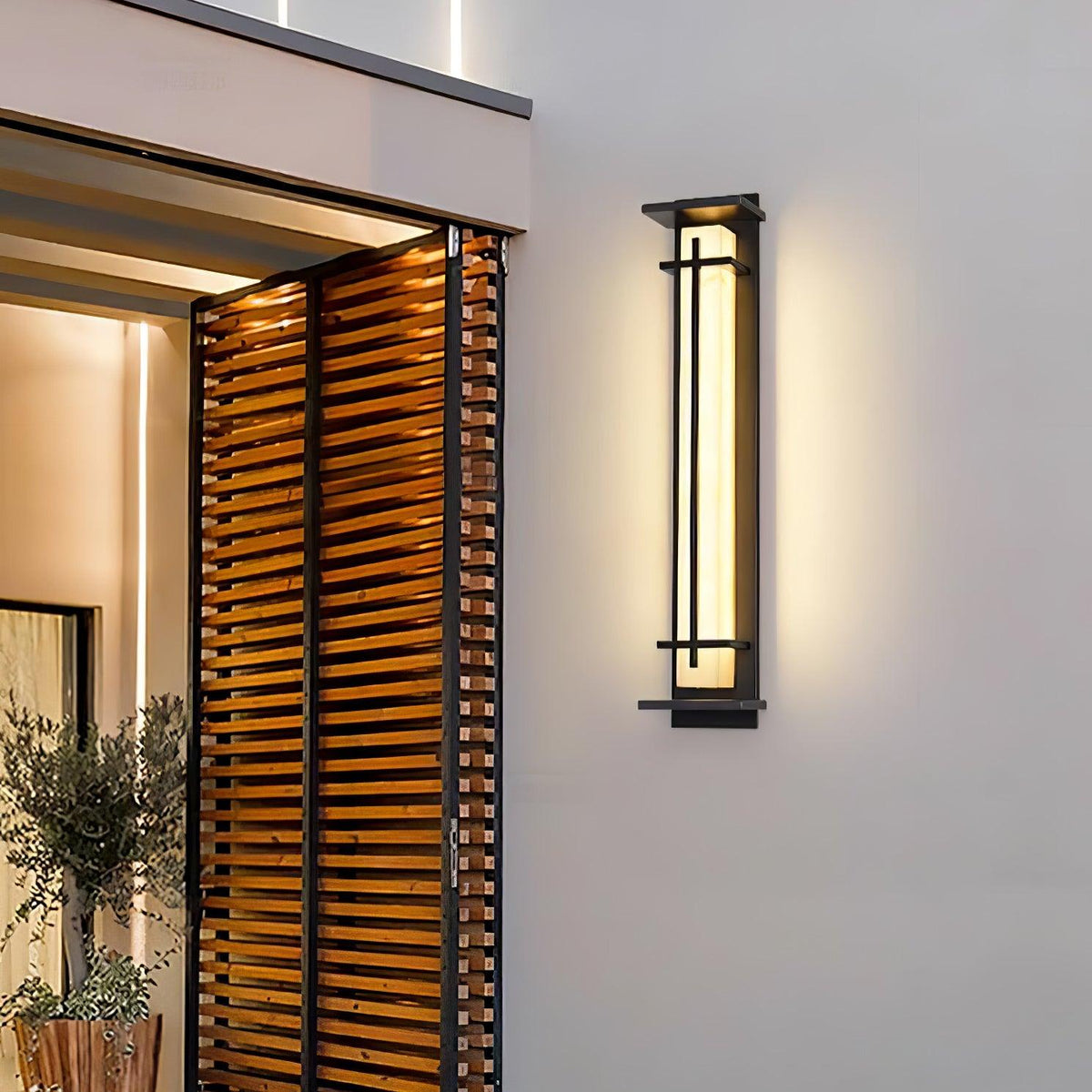 Stainless Steel Outdoor Wall Light With Frosted Diffuser Square