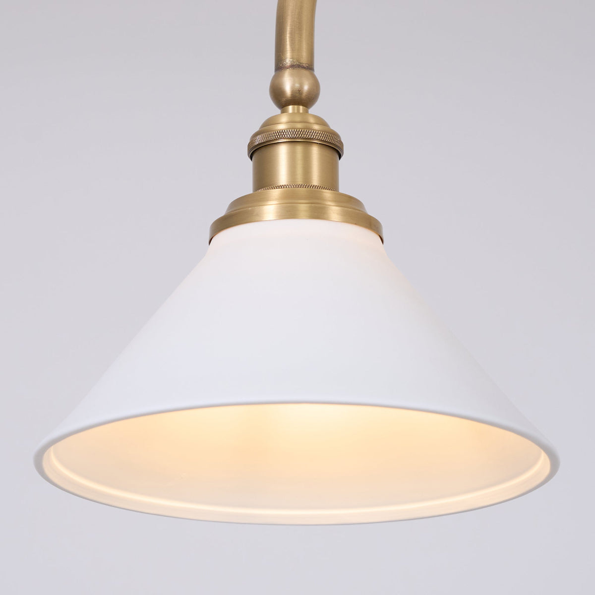 Warm Ambience – Modern Vintage Pendant Light for Kitchen Island & Living Room