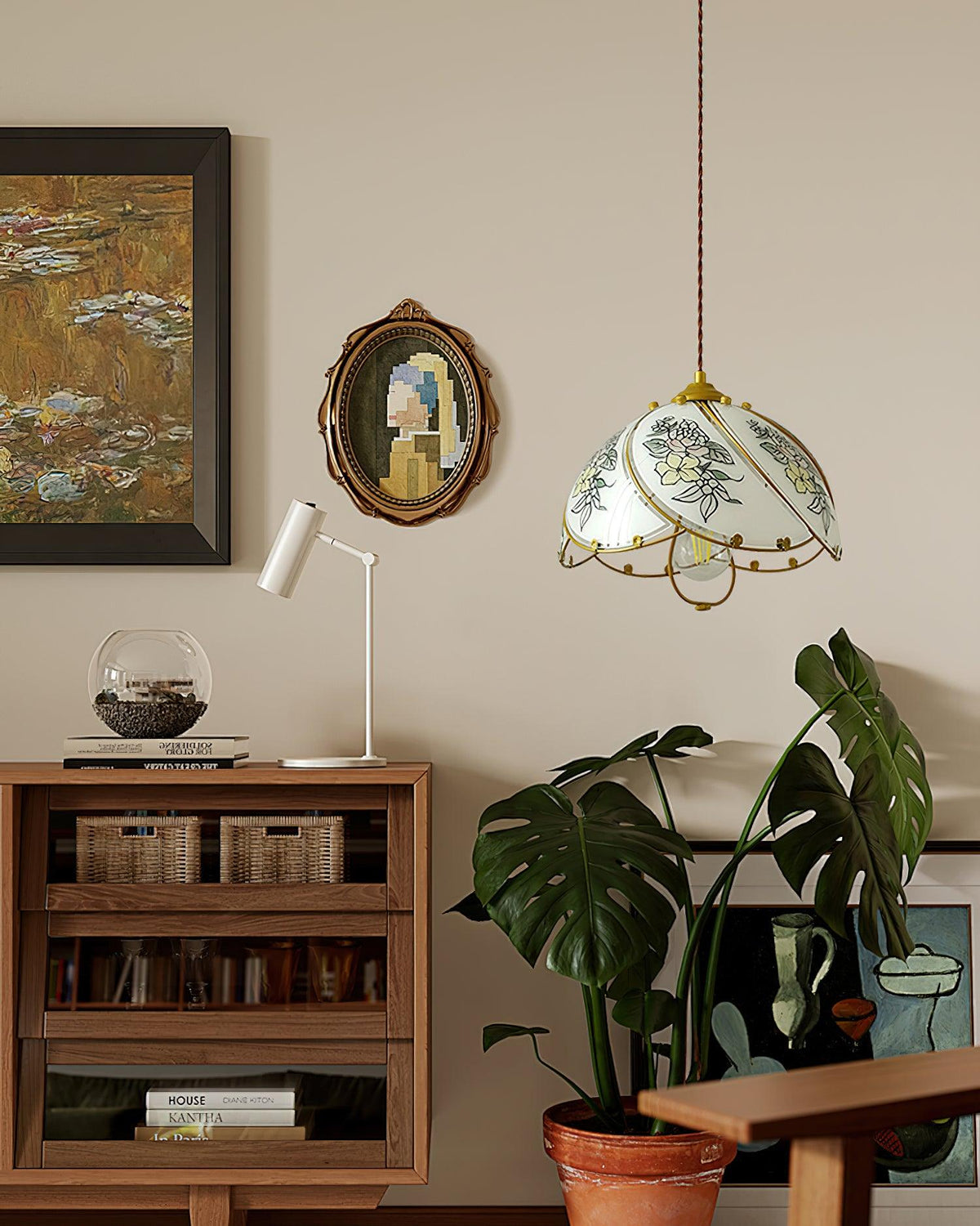 Vintage Metal Frame Pendant Lamp With Petal Glass Shade