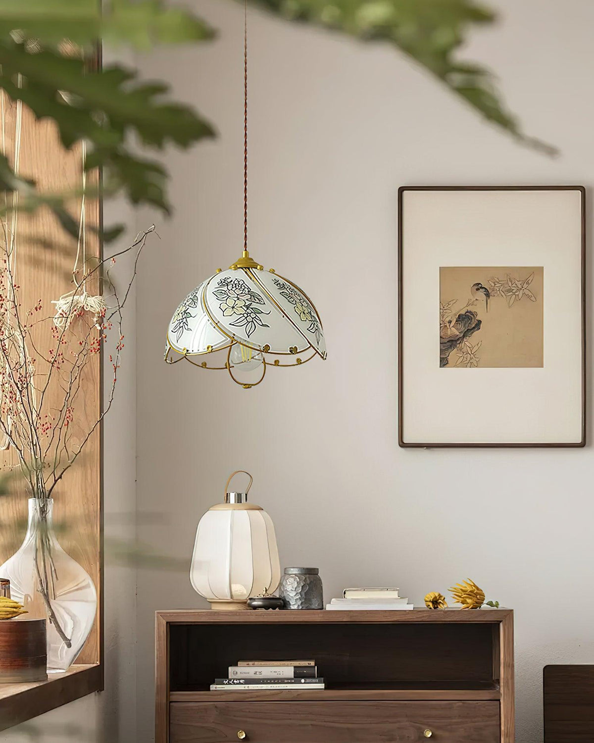 Vintage Metal Frame Pendant Lamp With Petal Glass Shade