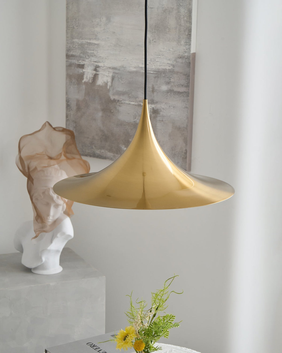 Elegant Dining Lighting Pendant Lamp With Slim Neck
