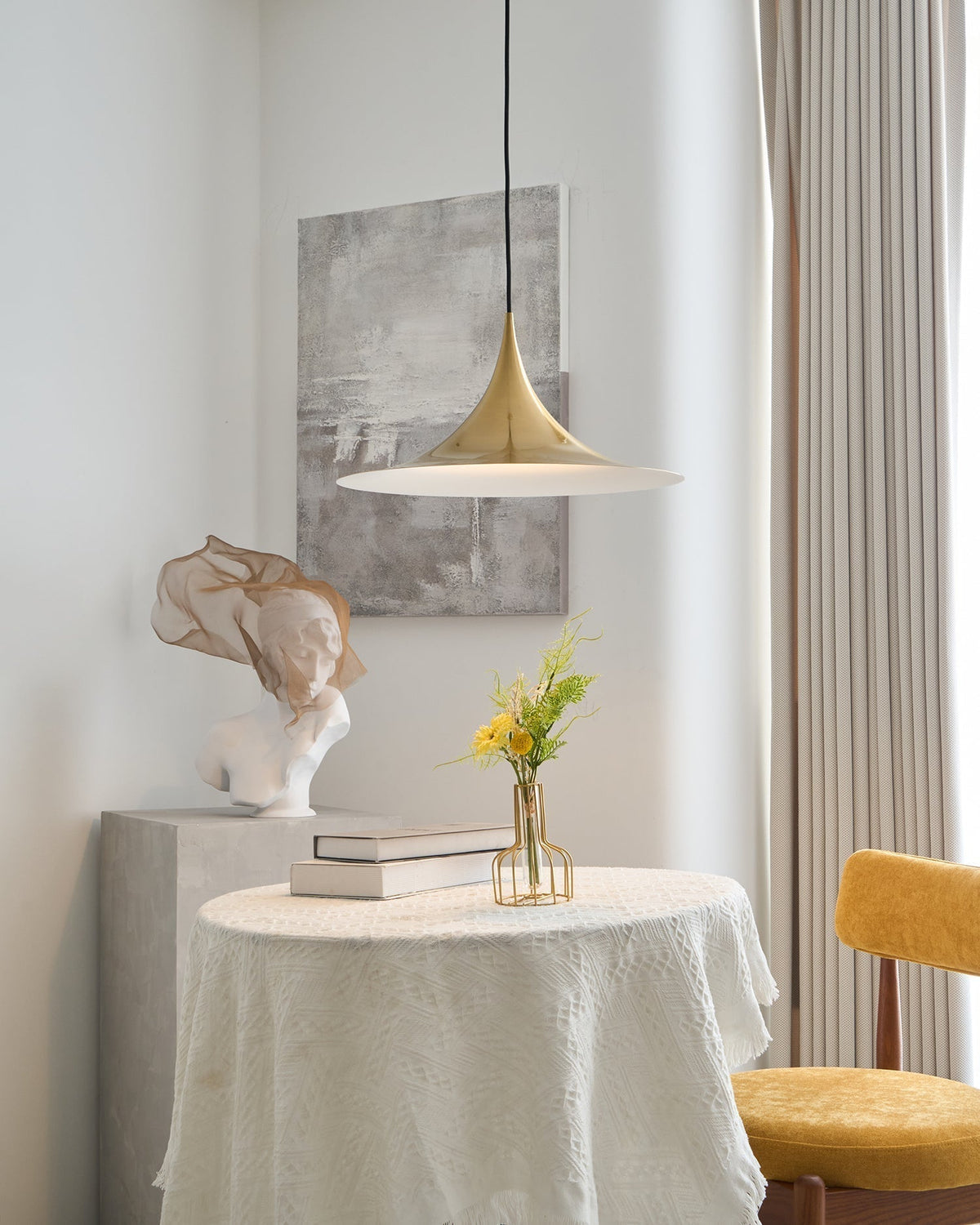 Elegant Dining Lighting Pendant Lamp With Slim Neck
