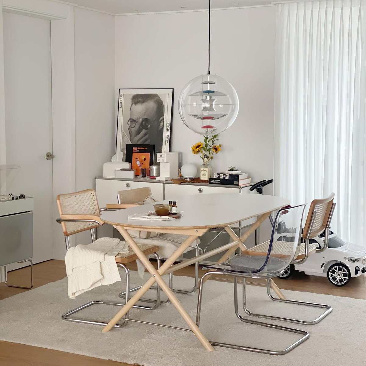 Clear Globe And Floating Geometric Layers Pendant Lamp