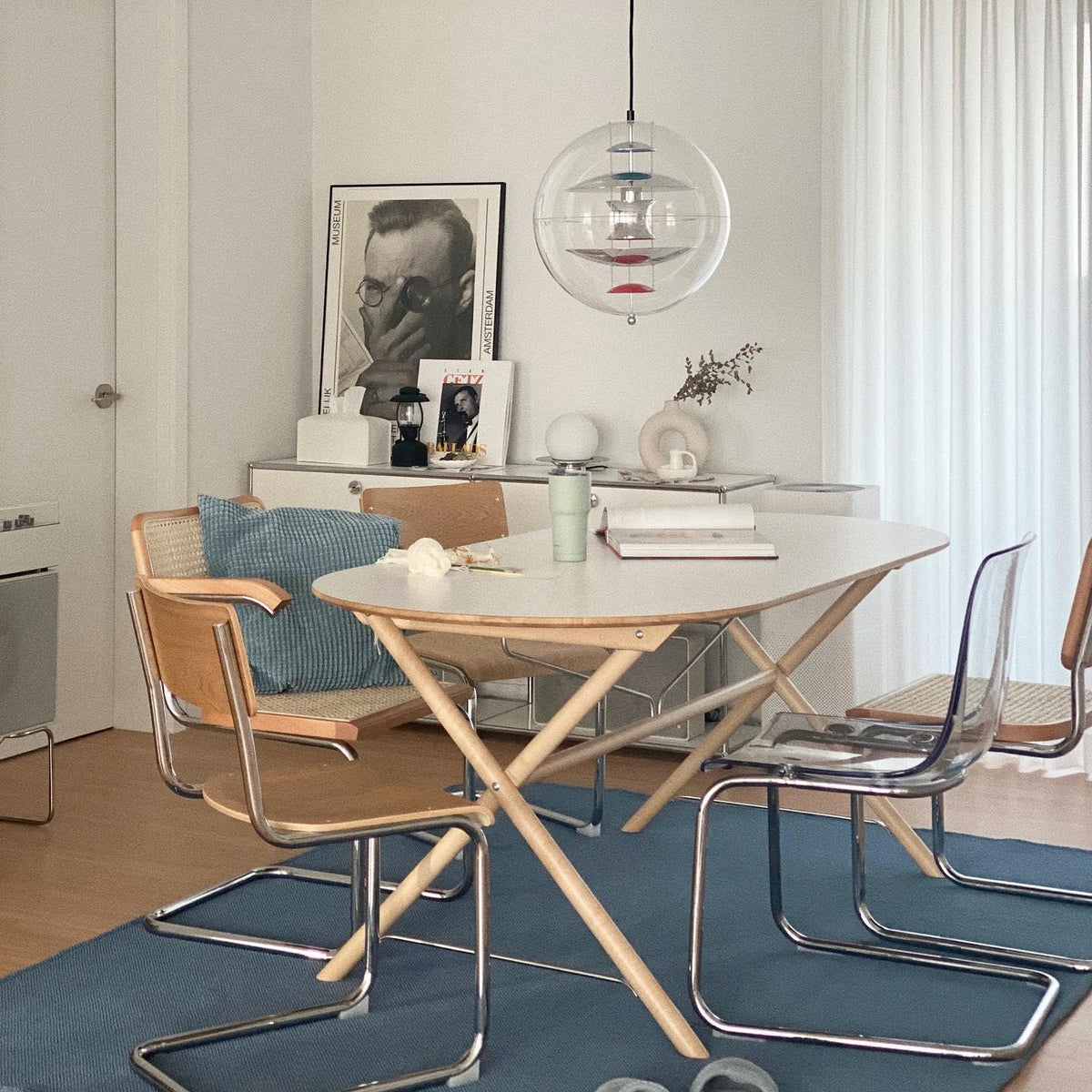 Clear Globe And Floating Geometric Layers Pendant Lamp