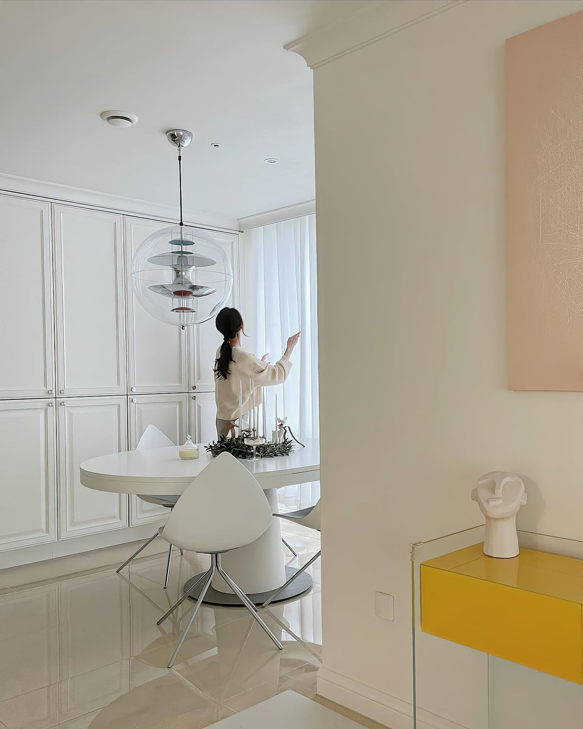 Clear Globe And Floating Geometric Layers Pendant Lamp