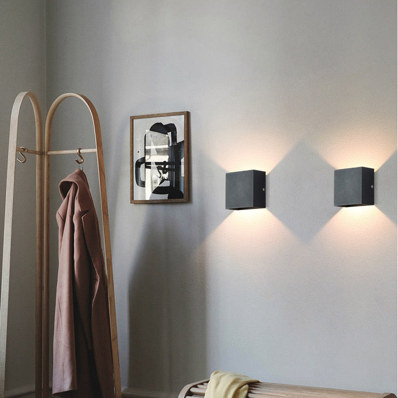 Adjustable Beam Outdoor LED Square Wall Light